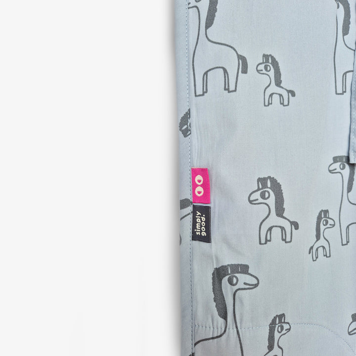 סינר הנקה טרנדי זברה אפור על תכלת