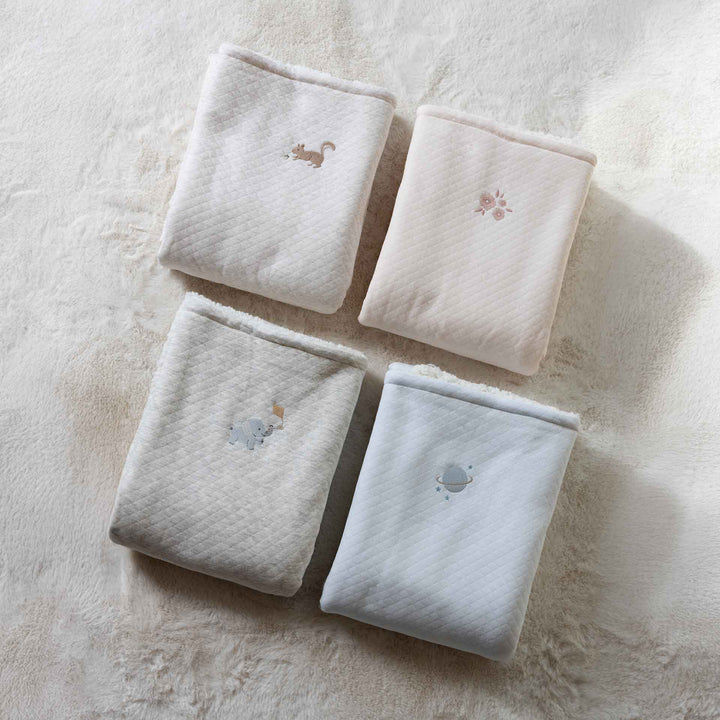 שמיכת פרווה דו-צדדית לעגלה פרחים ורוד