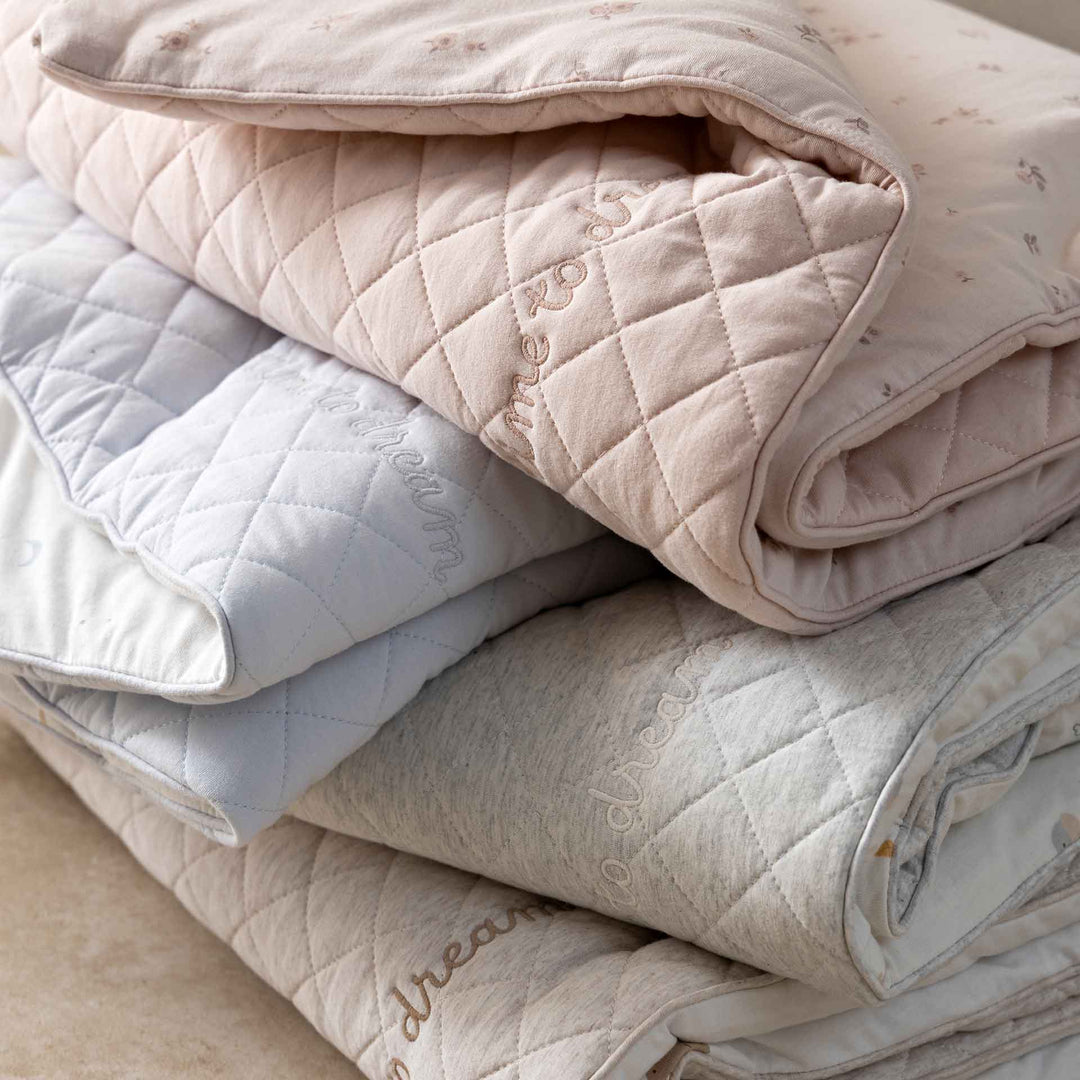 שמיכה עם מילוי לעריסה mix it פילים