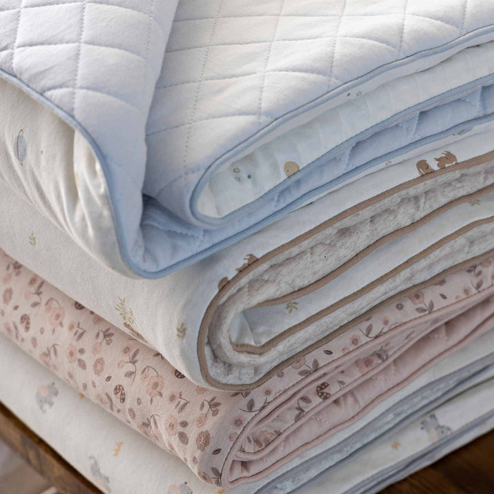 שמיכה עם מילוי לעריסה mix it פרחים