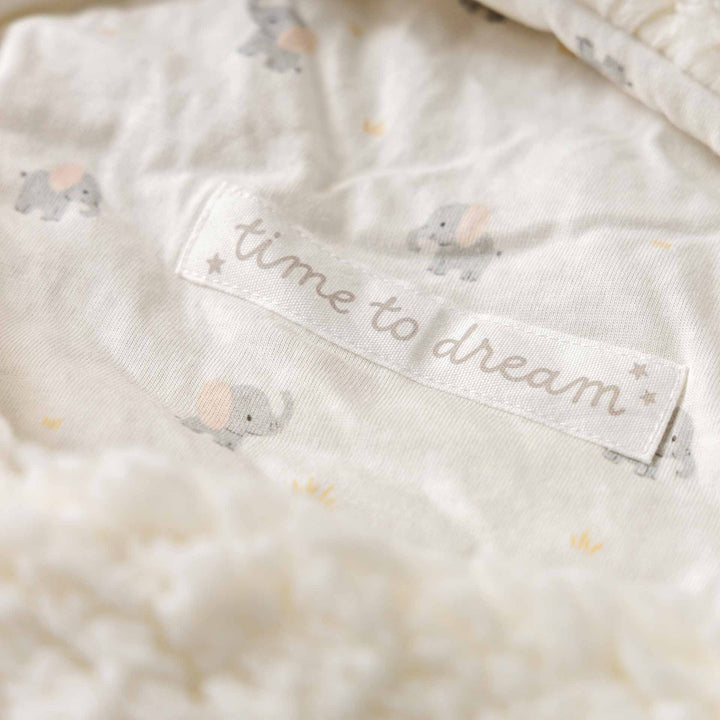 עיטופון פרווה שמנת