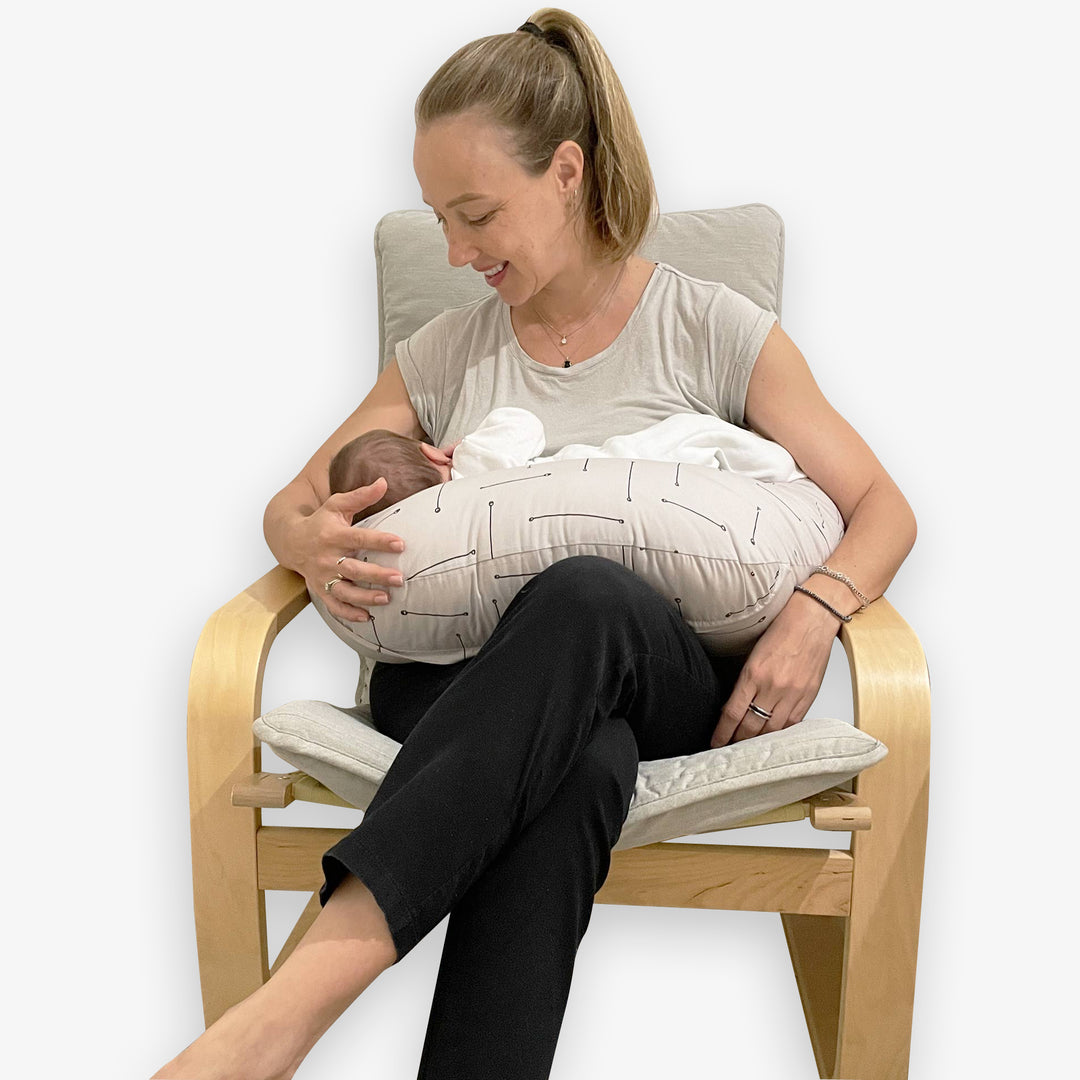 כרית הנקה קומפקט פסים אפור בז'