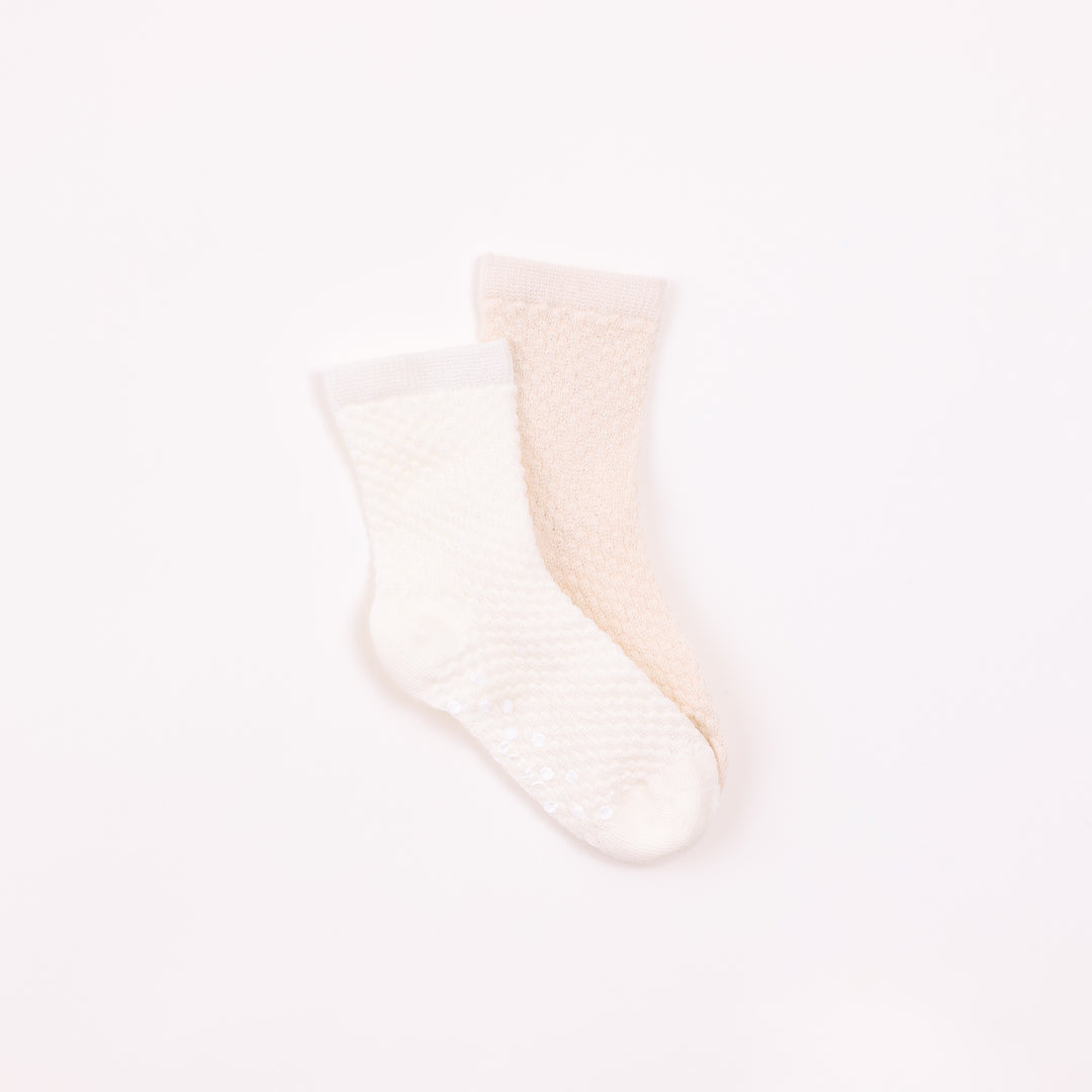 זוג גרביים מדוגמים