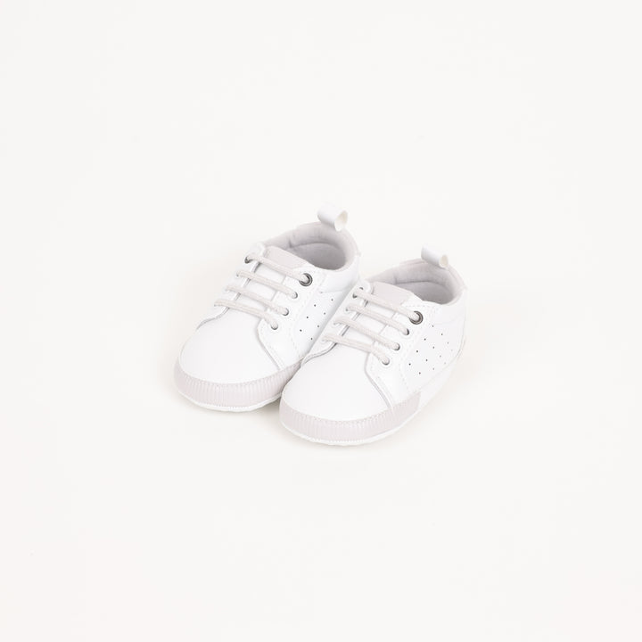 סניקרס לבנים