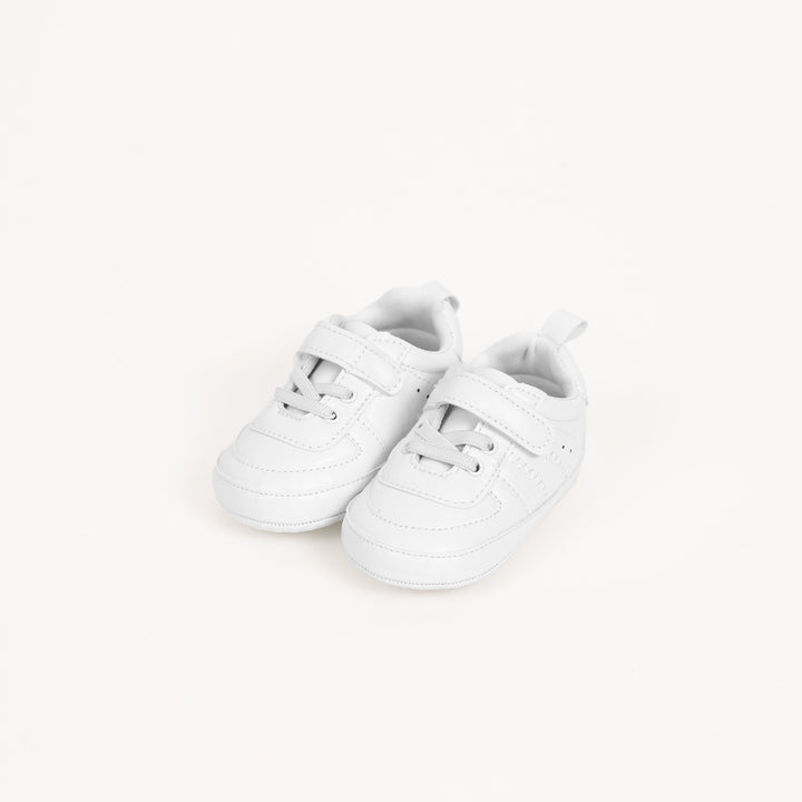 סניקרס לבנים עם רצועה