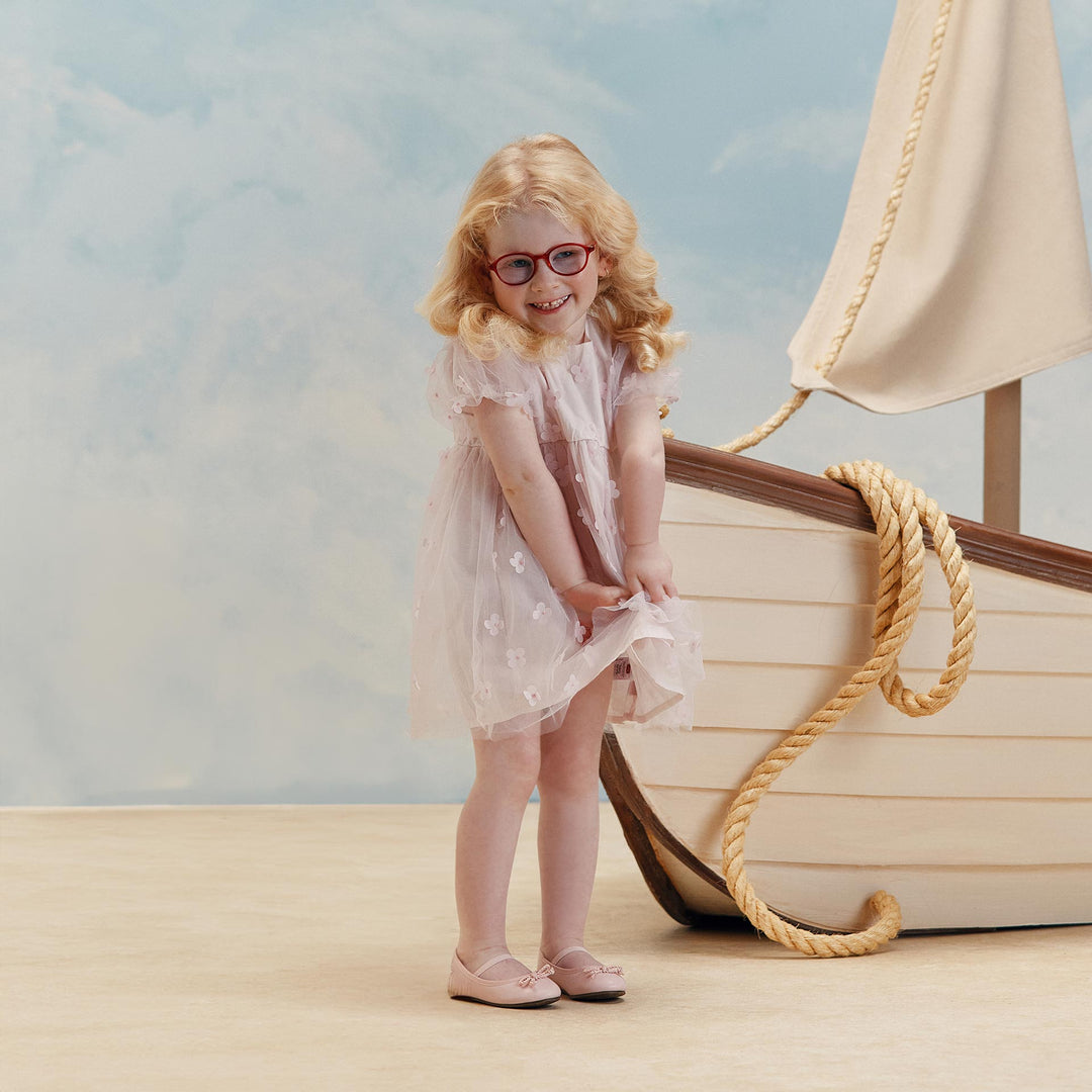 שמלה חגיגית עם שכבת טול ופרחים