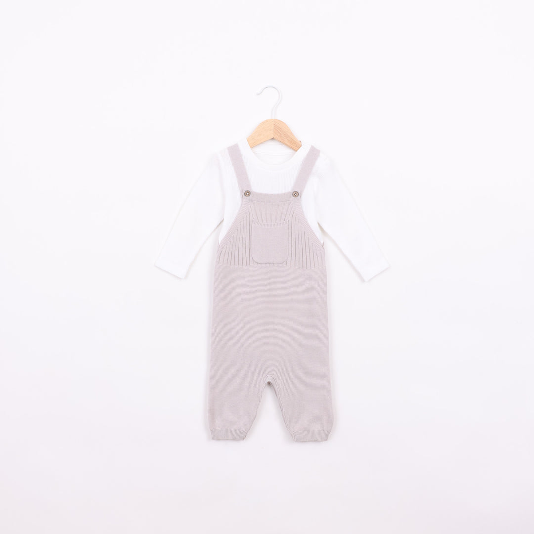 אוברול ובגד גוף