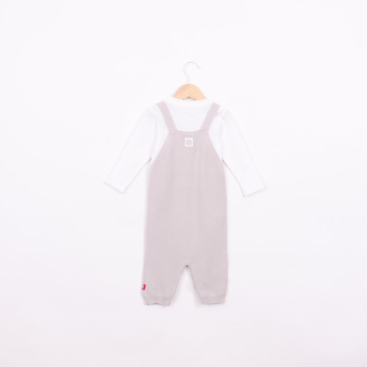 אוברול ובגד גוף