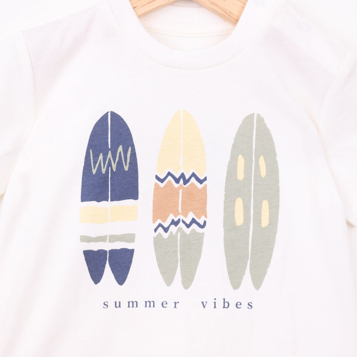 חולצה קצרה בגוון שמנת Summer Vibes