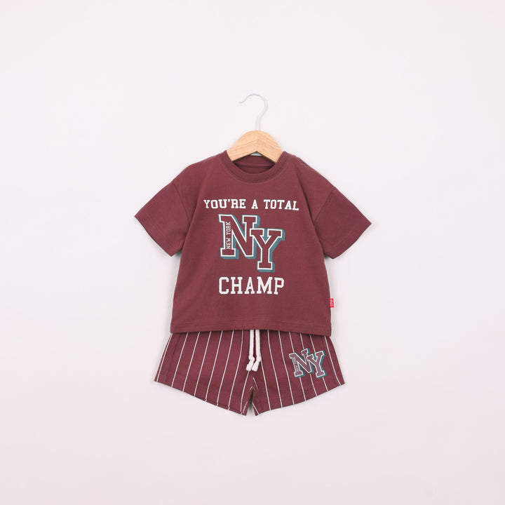 חליפת בנים קצרה