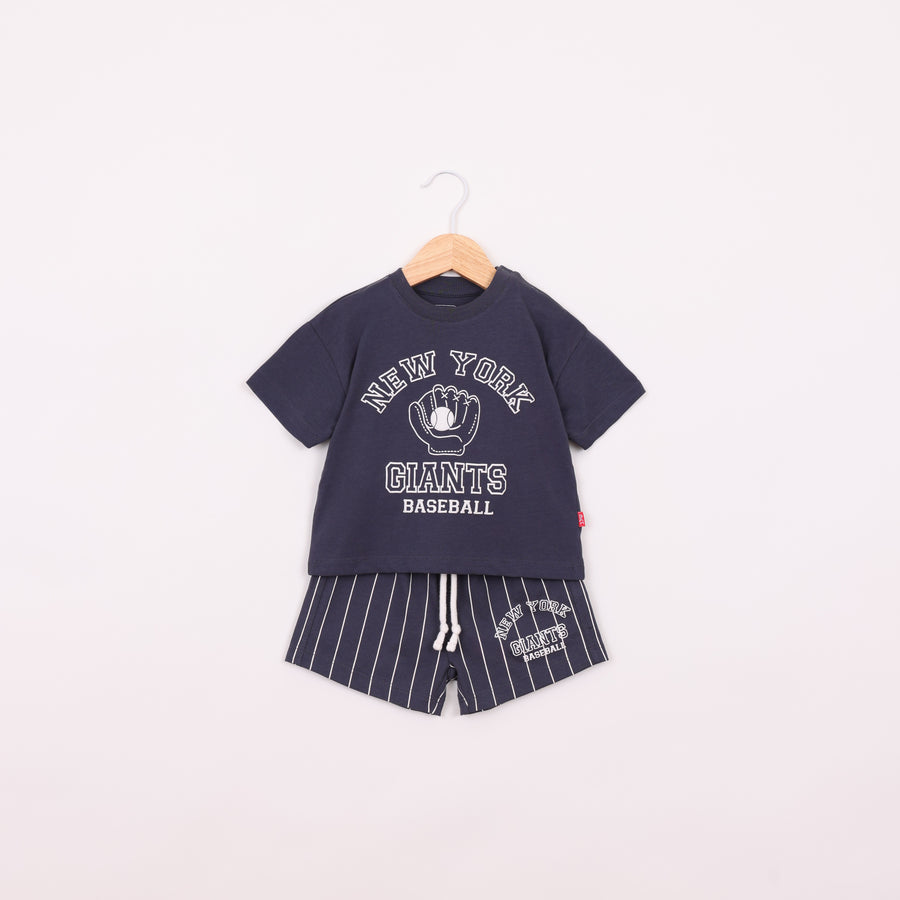 חליפת בנים קצרה