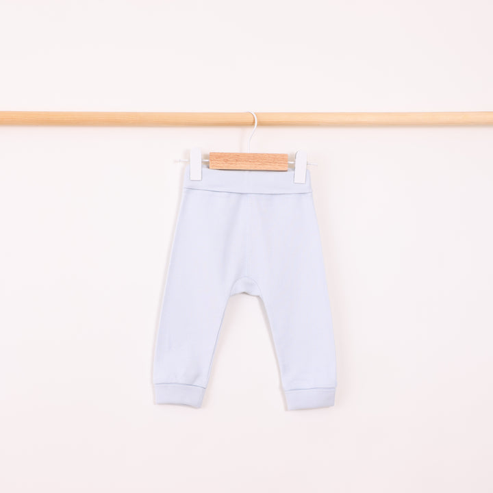 מארז 3 מכנסיים בגווני תכלת ושמנת