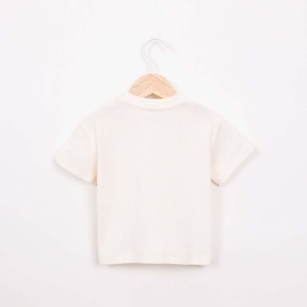 חולצה קצרה בצבע שמנת