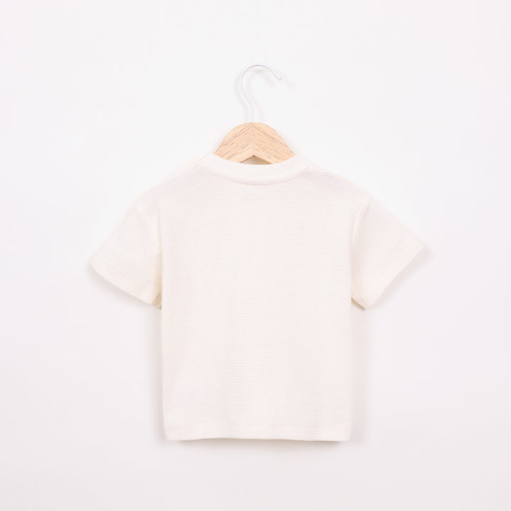 חולצה קצרה בצבע שמנת