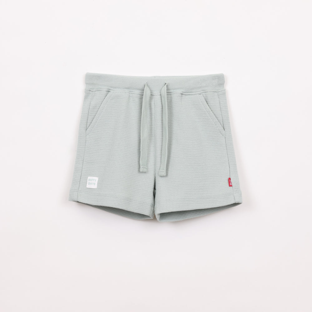 מכנסיים קצרים בצבע ירוק