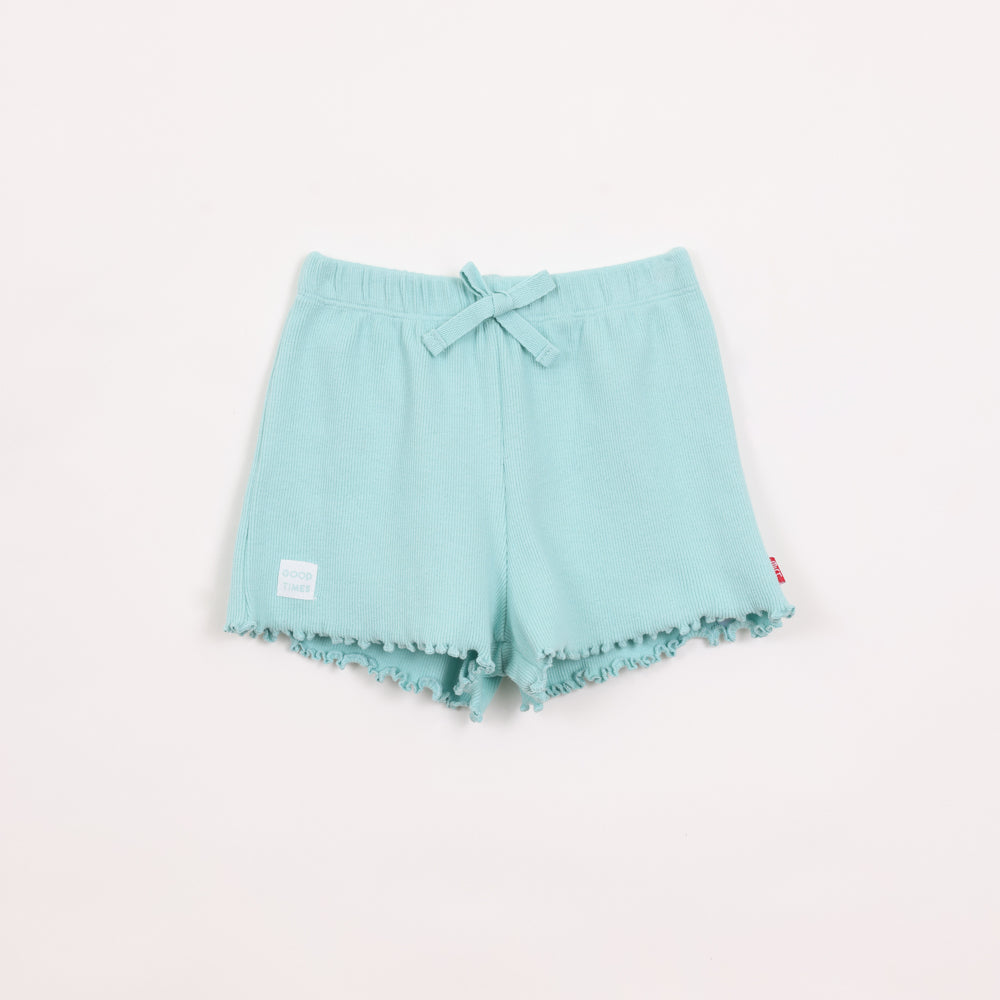 מכנסיים קצרים