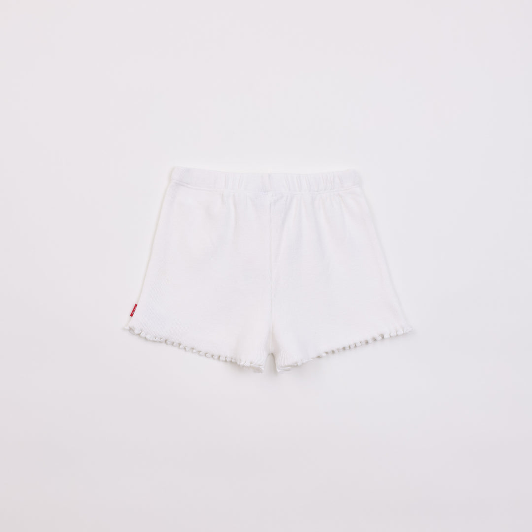 מכנסיים קצרים