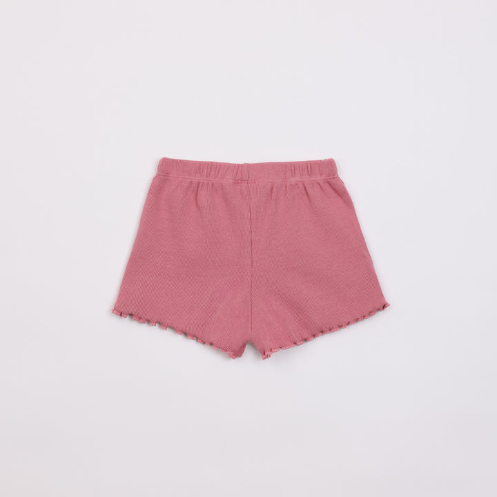 מכנסיים קצרים