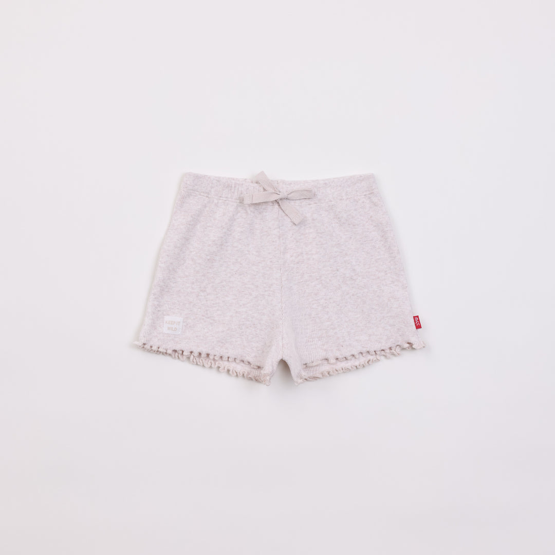 מכנסיים קצרים