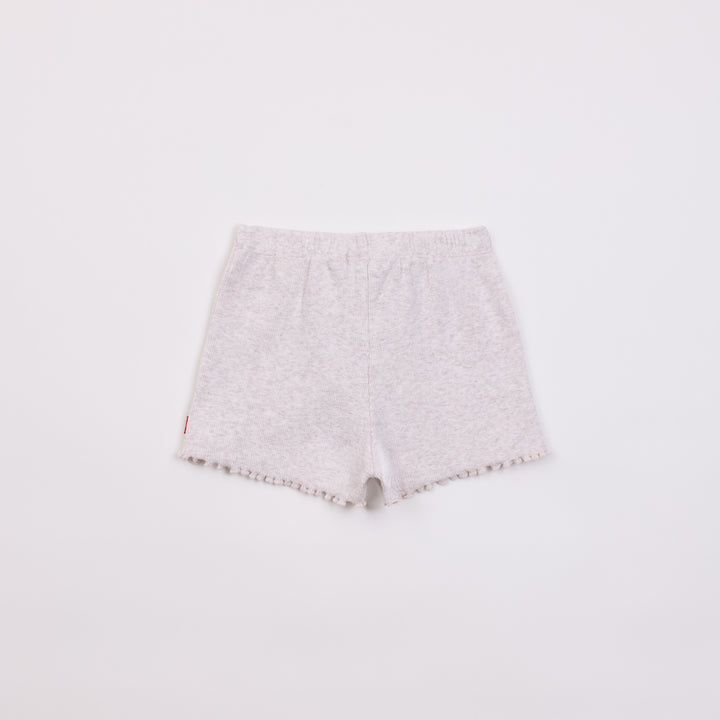 מכנסיים קצרים