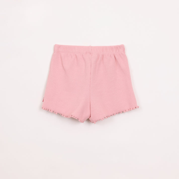 מכנסיים קצרים