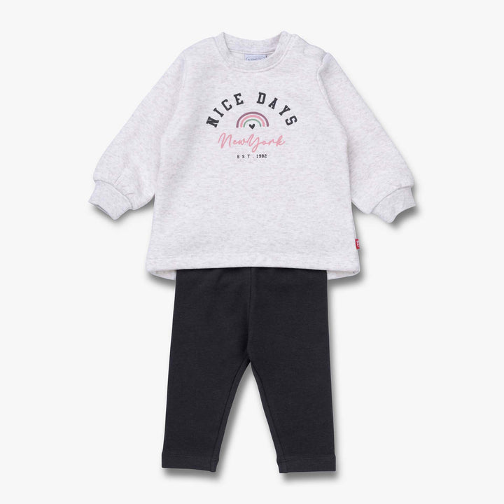 חליפת טייץ וטוניקה