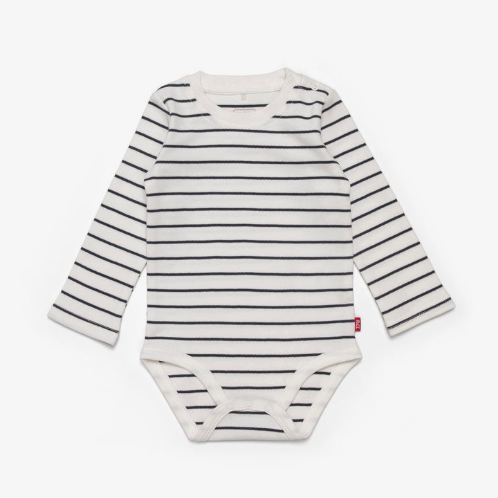 אוברול ג'ינס ובגד גוף פסים