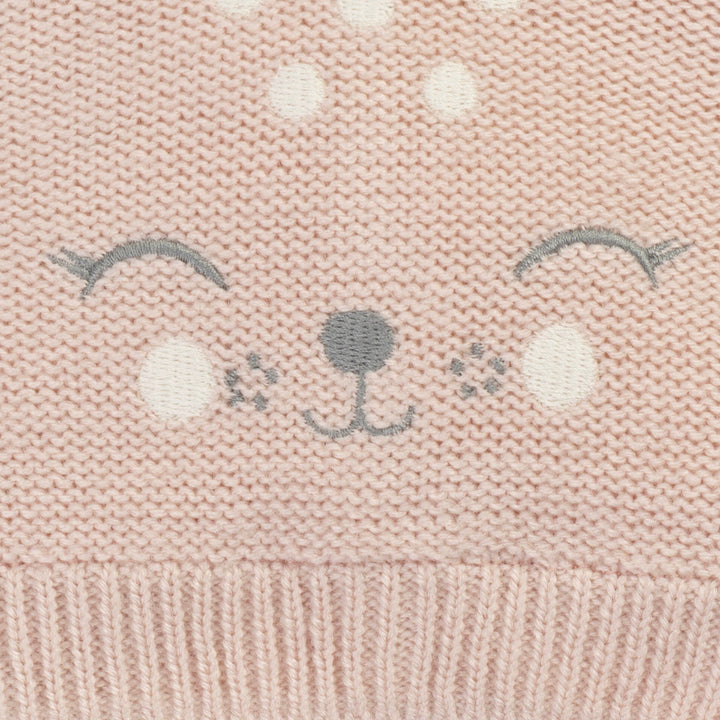 כובע ורדרד עם כיסוי אוזניים