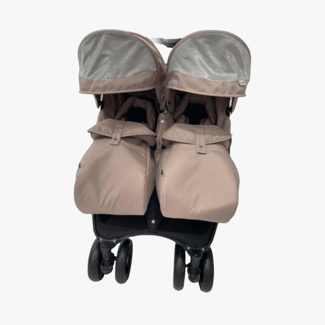 עגלה תאומים קוקו בז' עם שלדה שחורה