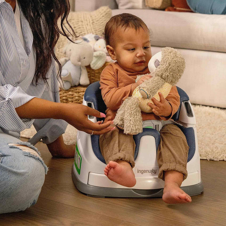 מושב הגבהה כחול