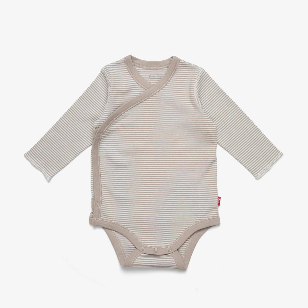 שלישיית בגדי גוף  מעטפת