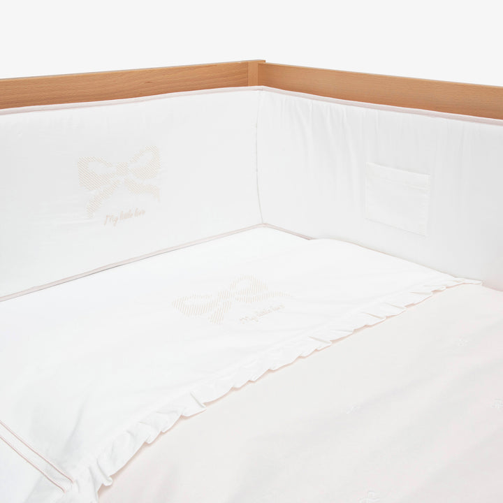 סט מצעים למיטה עם רקמת פפיון