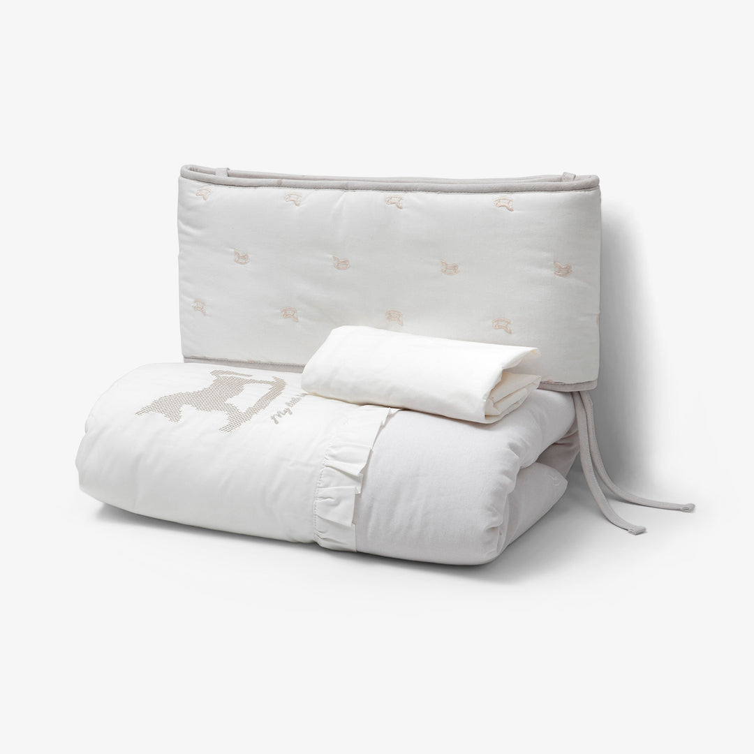 סט מצעים לעריסה עם רקמת סוס נדנדה