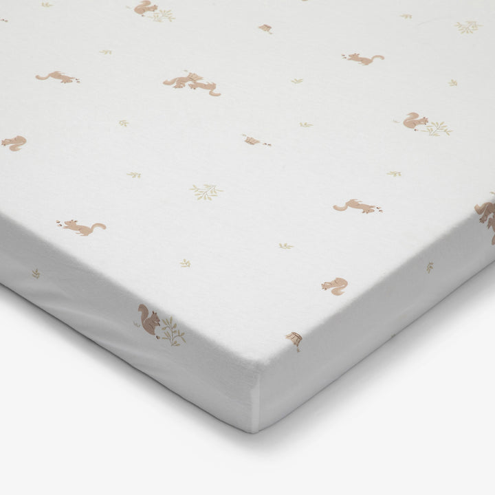 סדין למיטת תינוק סנאים