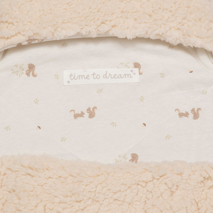 עיטופון פרווה אבן