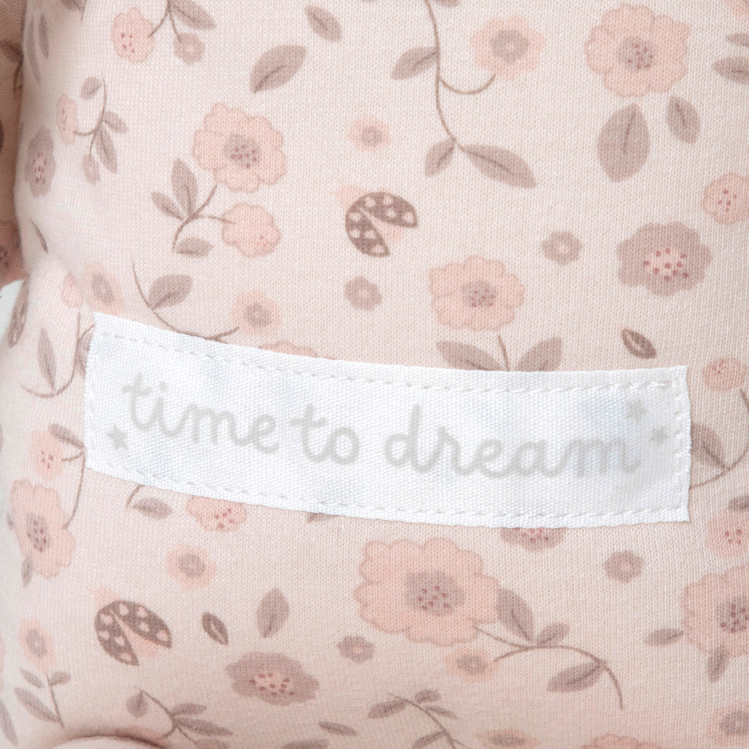 קישוט קיר ארנב ורוד