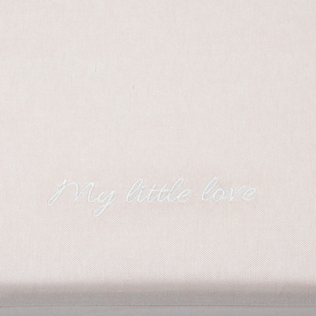 מזרן החתלה עם רקמת פפיון