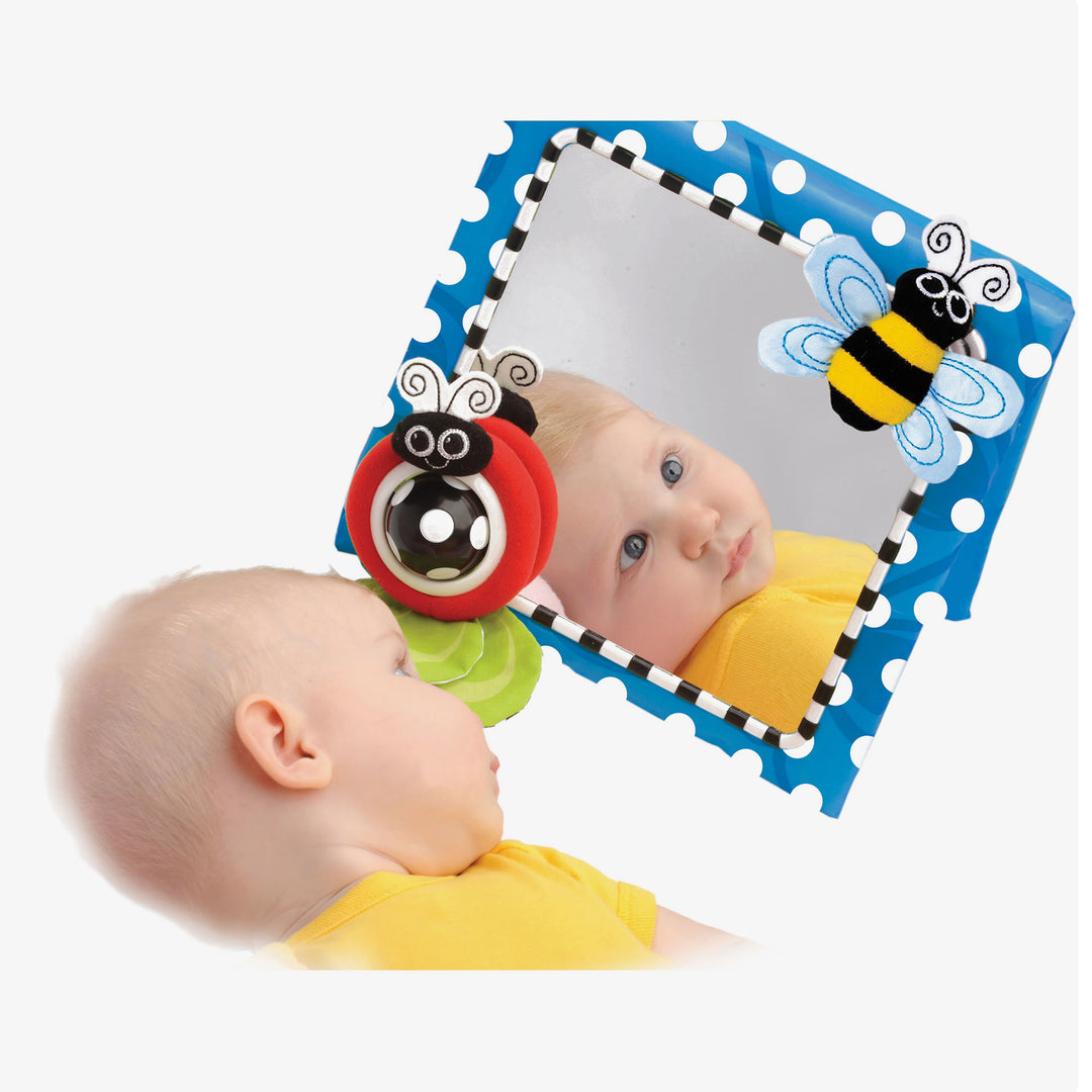 מראה דבורה לרצפה ולמיטה