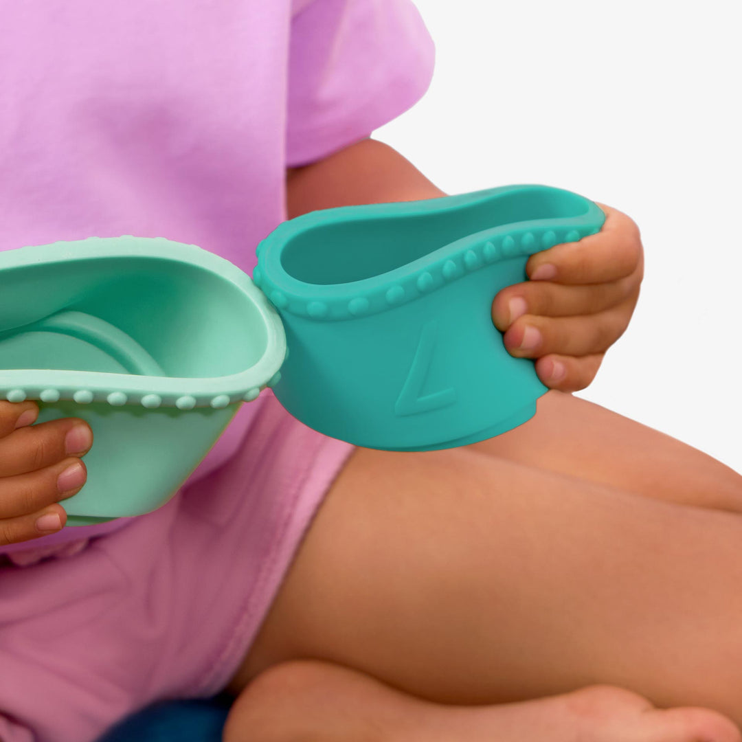 סט מגדל כוסות וקוביות רכות