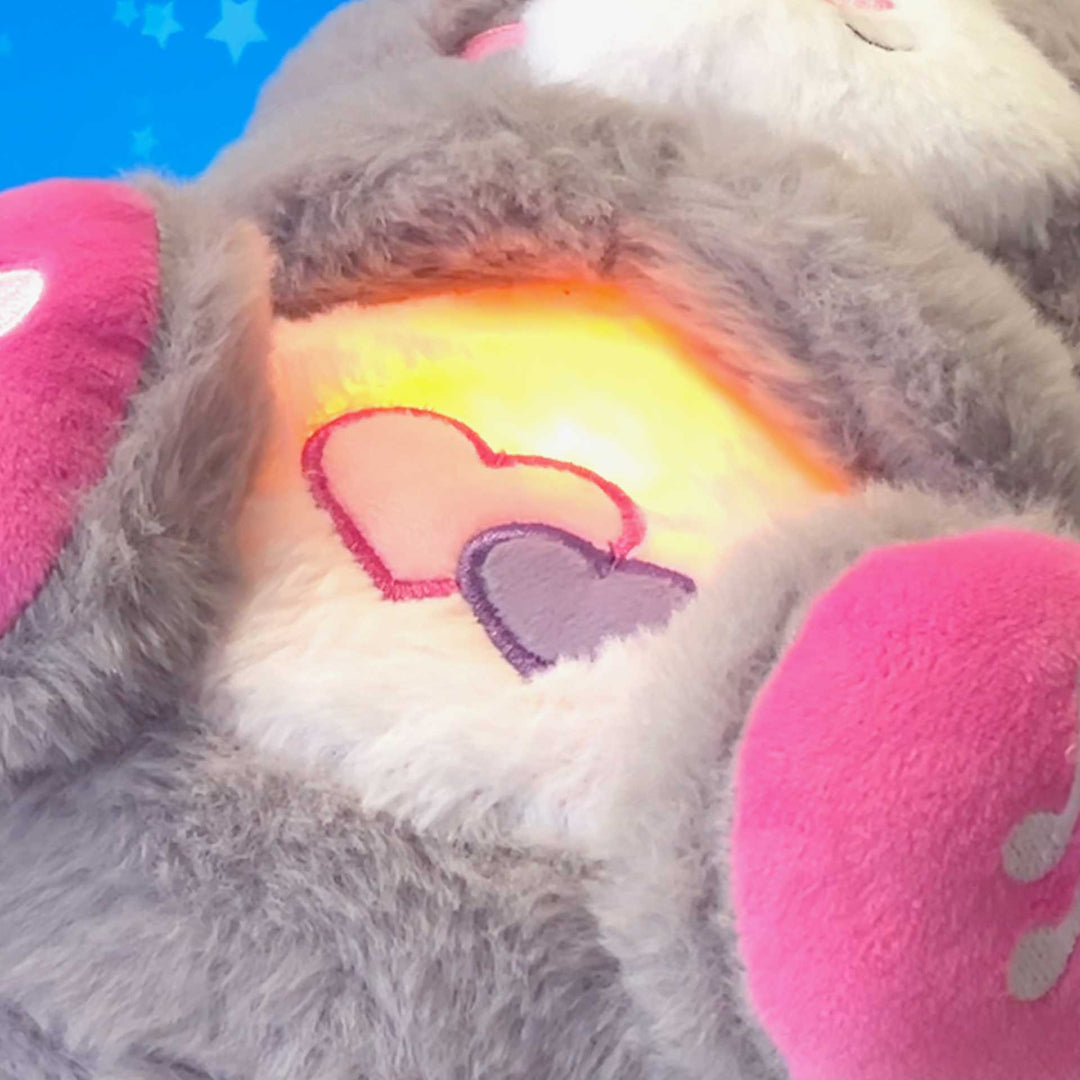 בובת חתול נושמת ומנגנת