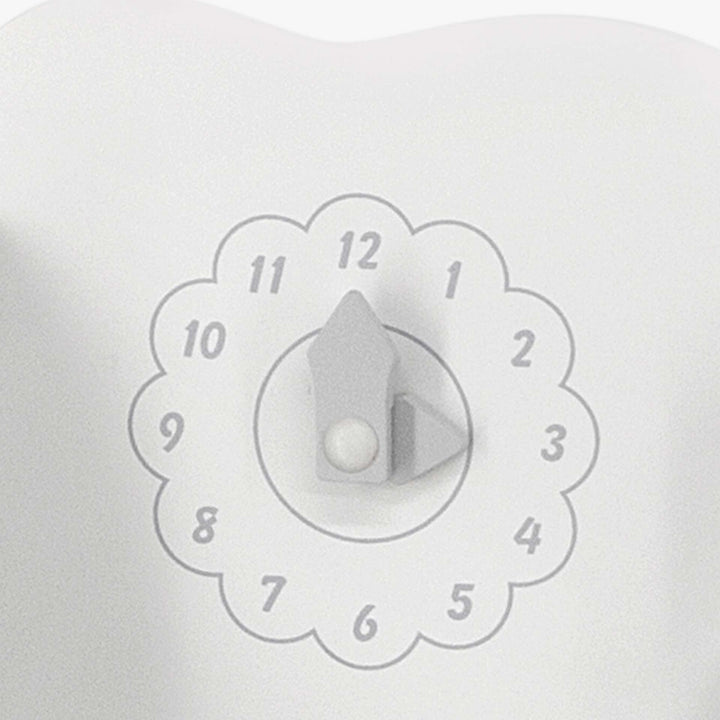 מטבח אפור עם אביזרים